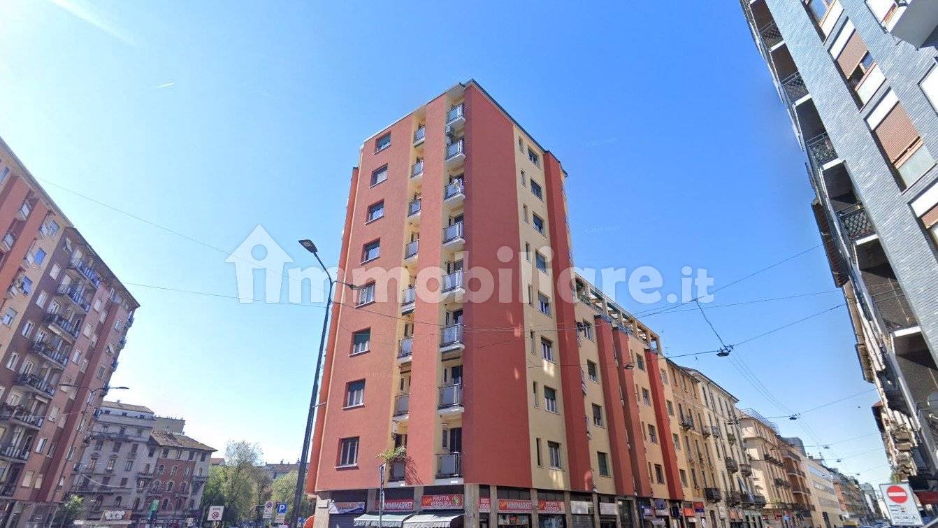 2 chambres Appartement à Milan, Italy No. 282617