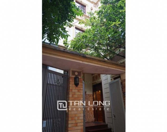 5 bedrooms House in Tay Ho, Vietnam No. 7782