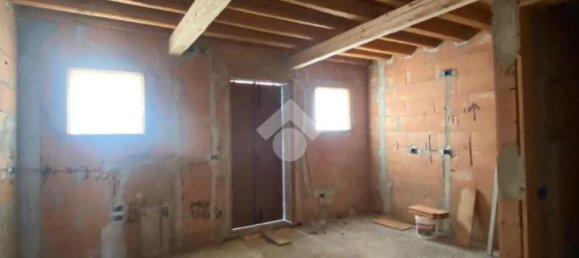 5غرفة منزل في Due Carrare, Italy رقم 68513 10