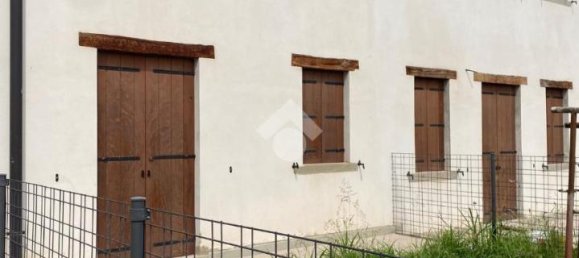 5غرفة منزل في Due Carrare, Italy رقم 68513 2