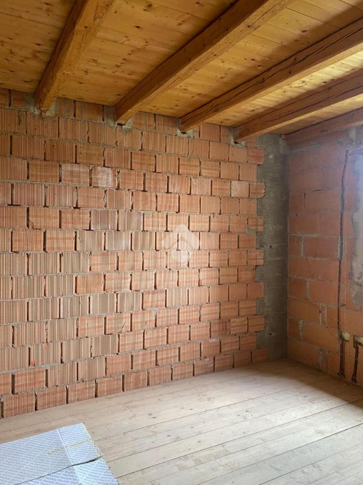 5غرفة منزل في Due Carrare, Italy رقم 68513