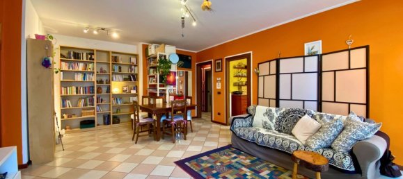 5 rooms Apartment in Mira, Italy No. 292930 2