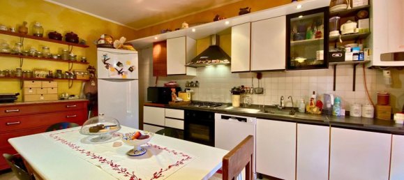 5 rooms Apartment in Mira, Italy No. 292930 7