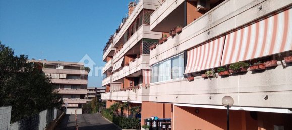 1 bedroom Apartment in Rome, Italy No. 31240 2