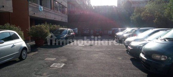 1 bedroom Apartment in Rome, Italy No. 31240 3