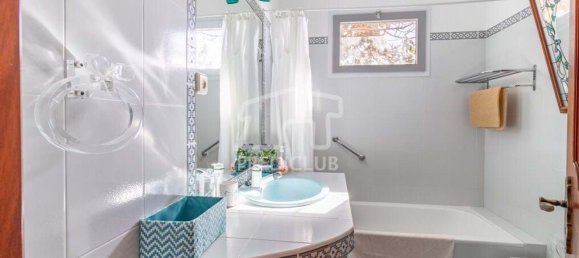 3 bedrooms House in Canico, Portugal No. 118301 26