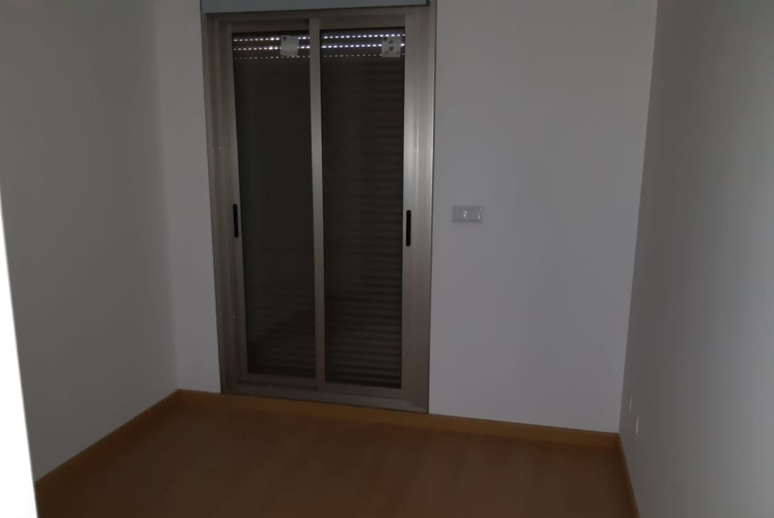 3 bedrooms Apartment in Valencia, Spain No. 251390