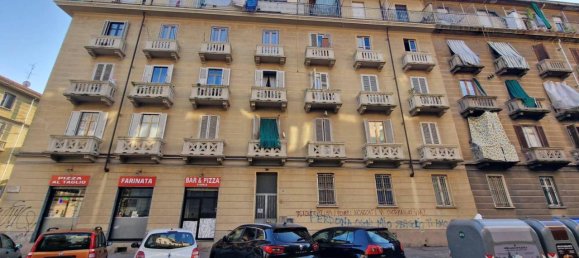 Apartamento de 2 habitaciónes en Turin, Italy No. 144119 2
