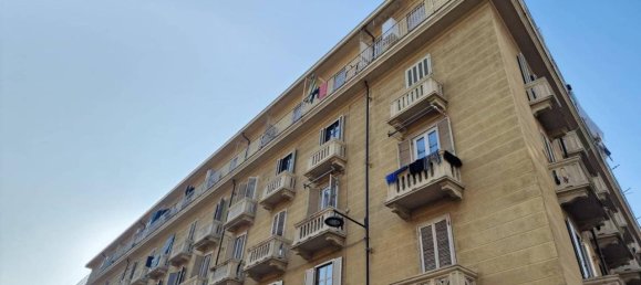 Apartamento de 2 habitaciónes en Turin, Italy No. 144119 6