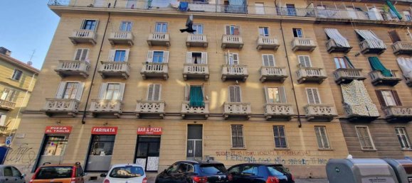 Apartamento de 2 habitaciónes en Turin, Italy No. 144119 4