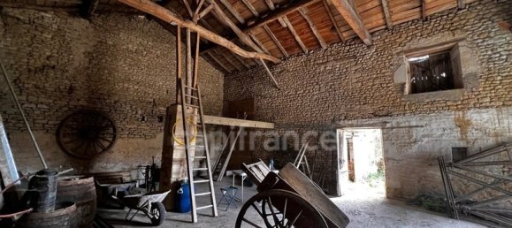 5 rooms House in Charente-Maritime, France No. 282293 4