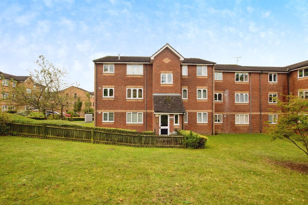 1 bedroom Apartment in Watford, United Kingdom No. 6160