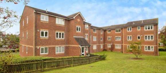 1 bedroom Apartment in Watford, United Kingdom No. 6160 12
