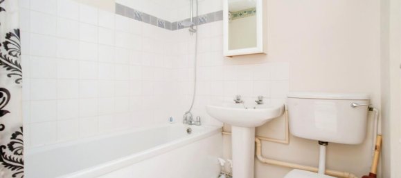 1 bedroom Apartment in Watford, United Kingdom No. 6160 26