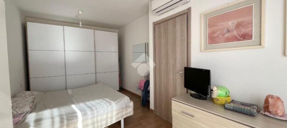 2-salle Appartement à Giussano, Italy No. 271921 12