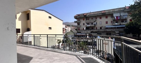 3 bedrooms Apartment in Scalea, Italy No. 356084 5