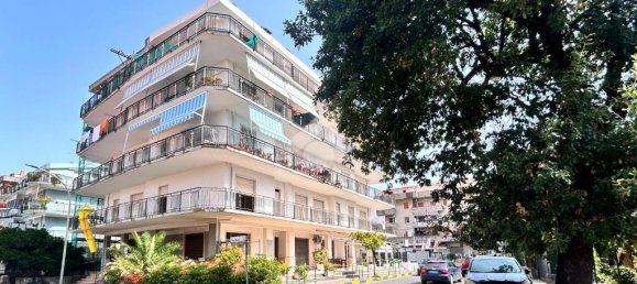 3 bedrooms Apartment in Scalea, Italy No. 356084 4