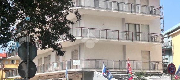 3 bedrooms Apartment in Scalea, Italy No. 356084 9