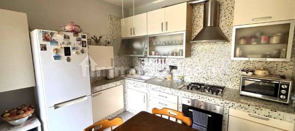 2 bedrooms Apartment in Milan, Italy No. 335987 5