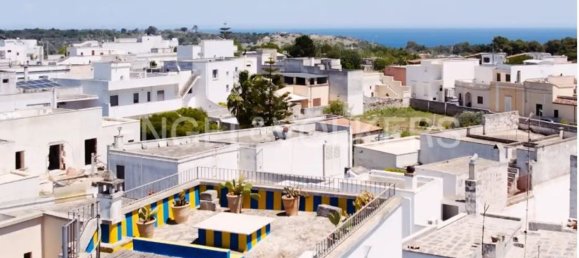 Дом с 5 комнатами в Diso, Италия № 139817 2