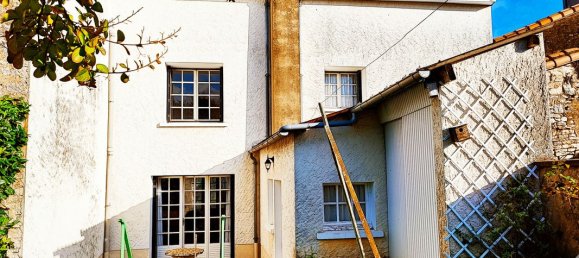 3 Schlafzimmer Haus in Vienne, France, Nr. 318836 2