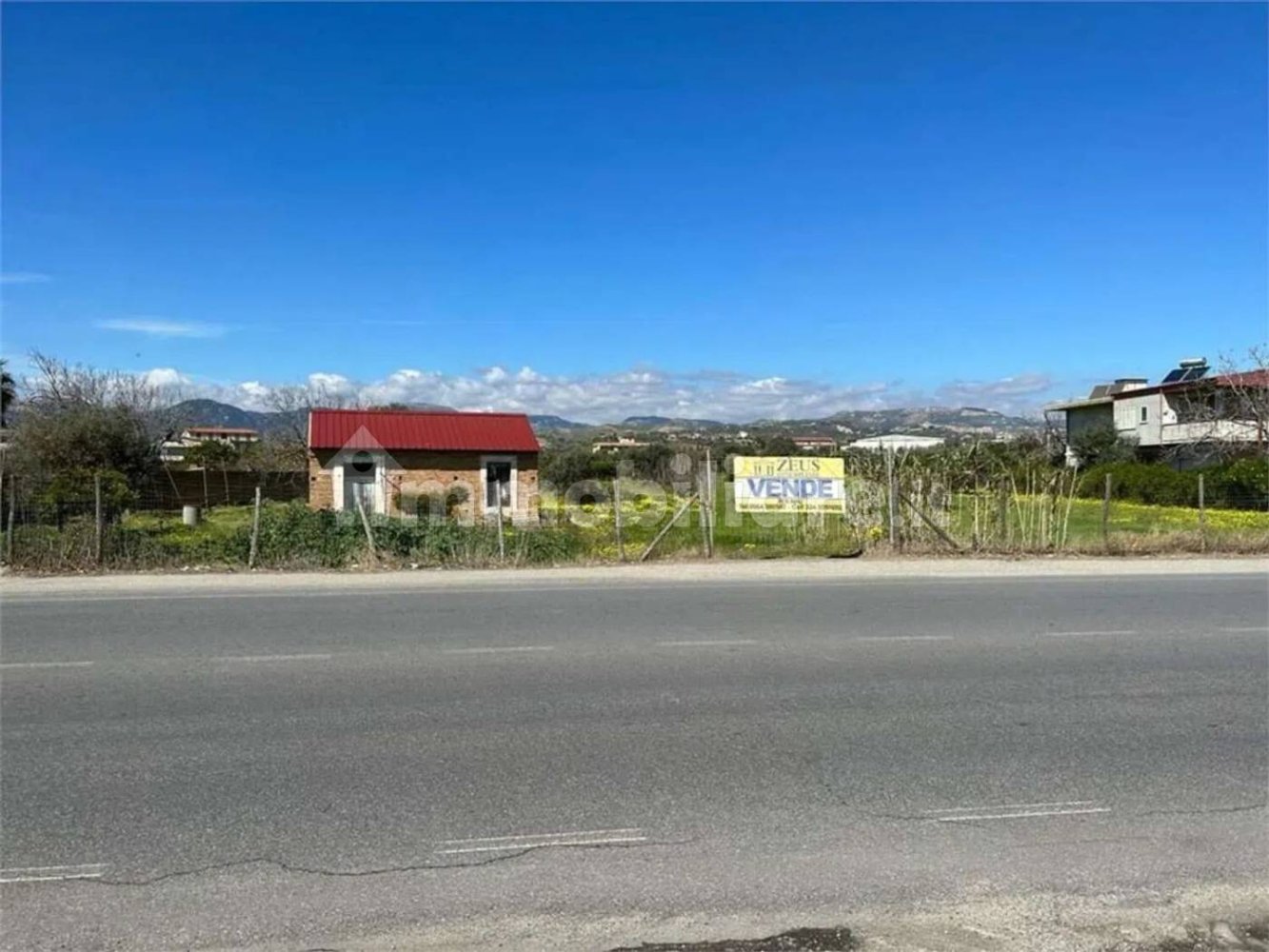8000m² Land in Siderno, Italy No. 343598