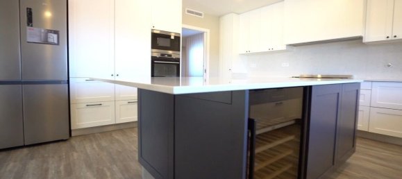 4 bedrooms Villa in Marinha Grande, Portugal No. 209023 18