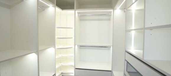 4 bedrooms Villa in Marinha Grande, Portugal No. 209023 24