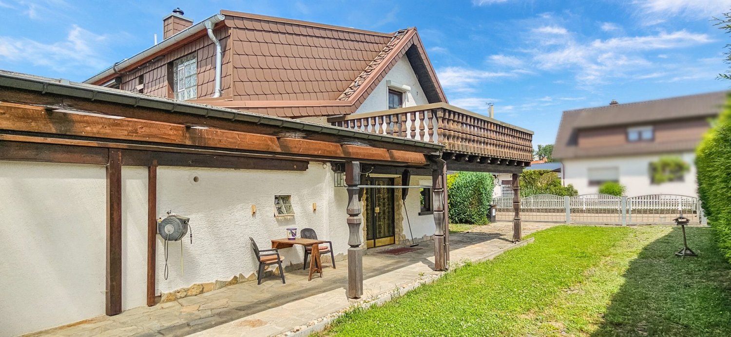 Casa de 5 divisões em Saarbrucken, Germany N.º 334077