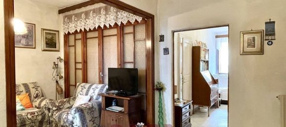 5 rooms Apartment in Montescudaio, Italy No. 145359 7