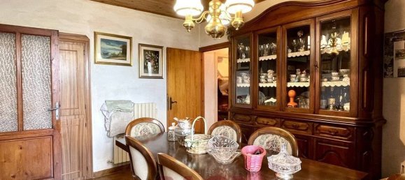 5 rooms Apartment in Montescudaio, Italy No. 145359 19