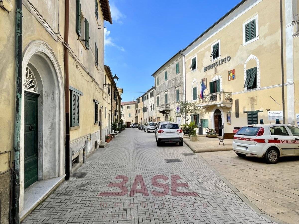 5 rooms Apartment in Montescudaio, Italy No. 145359