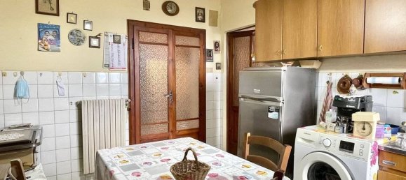 5 rooms Apartment in Montescudaio, Italy No. 145359 15