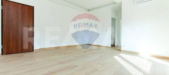 2 rooms Apartment in Rome, Italy No. 7531 6