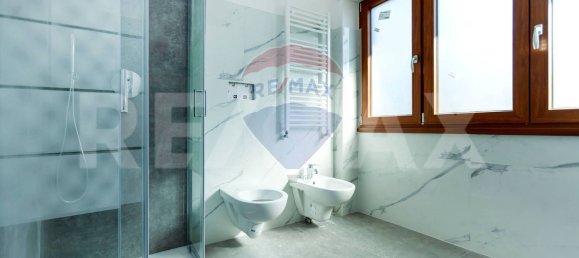 2 rooms Apartment in Rome, Italy No. 7531 11