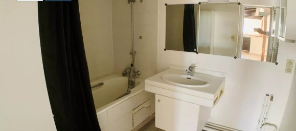 Квартира с 2 спальнями в Вилле-Котре, Франция № 248591 4