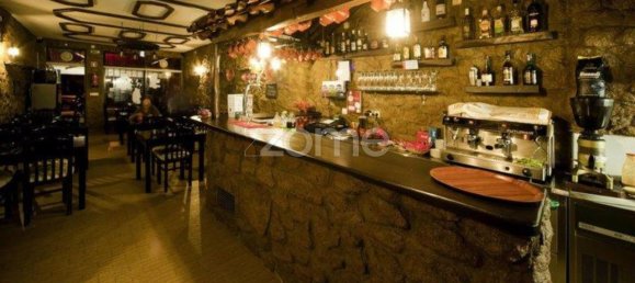 81m² Commercial property in Braga, Portugal No. 42642 2