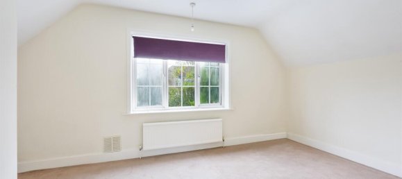 3 Schlafzimmer Haus in Epsom, United Kingdom, Nr. 9688 7