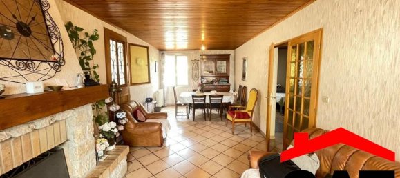 4 bedrooms House in Montereau-Fault-Yonne, France No. 177607 3