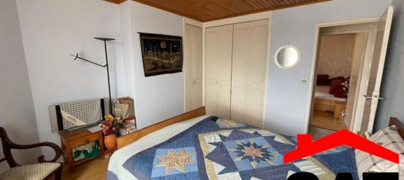 4 bedrooms House in Montereau-Fault-Yonne, France No. 177607 8