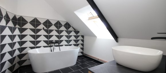 6 bedrooms House in Fretin, France No. 69148 11