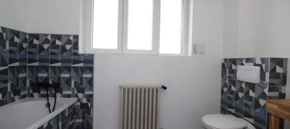 6 bedrooms House in Fretin, France No. 69148 13