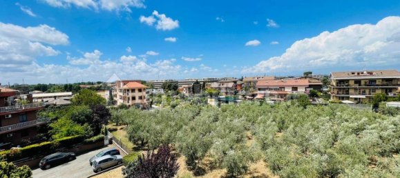 Квартира с 2 спальнями в Рим, Италия № 189618 21