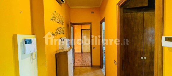 Квартира с 2 спальнями в Рим, Италия № 189618 16