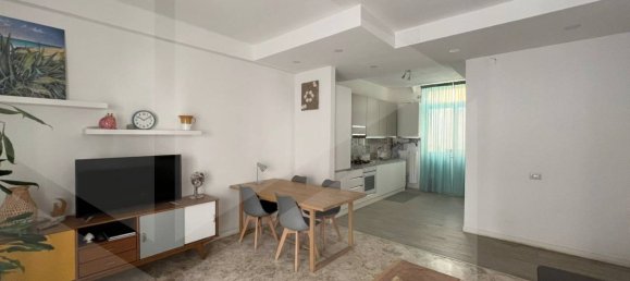 Apartamento de 3 divisões em Bari, Italy N.º 30513 2