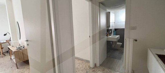 Apartamento de 3 divisões em Bari, Italy N.º 30513 15
