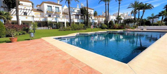 3 bedrooms Apartment in Estepona, Spain No. 185295 6