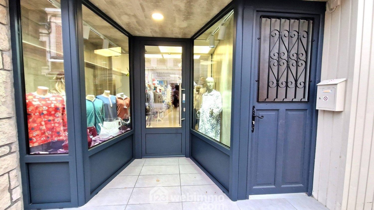 Edifício em Laon, France 145 m² N.º 88940