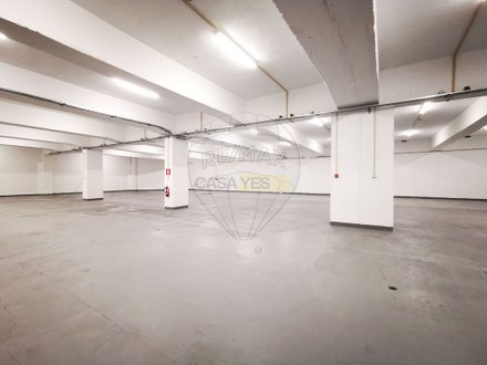 1265m² Warehouse in Loures, Portugal No. 85572