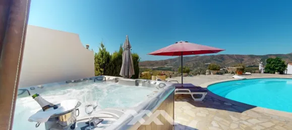 7 Schlafzimmer Villa in Iznate, Spain, Nr. 48542 3